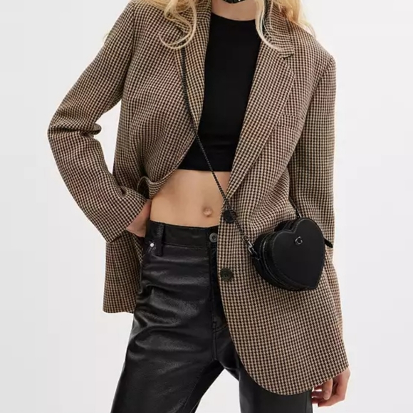 NWT❤️Coach Heart Crossbody 14 Black CE765 - Picture 5 of 5